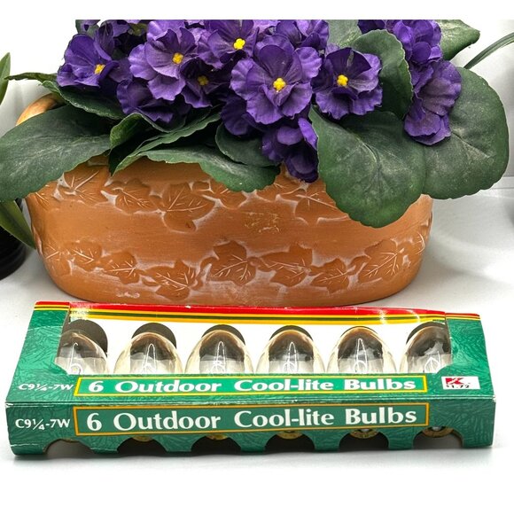 Trim A Home 6-Pack Outdoor C9 1/4 Cool-Lite 7W Bulbs - Picture 5 of 7